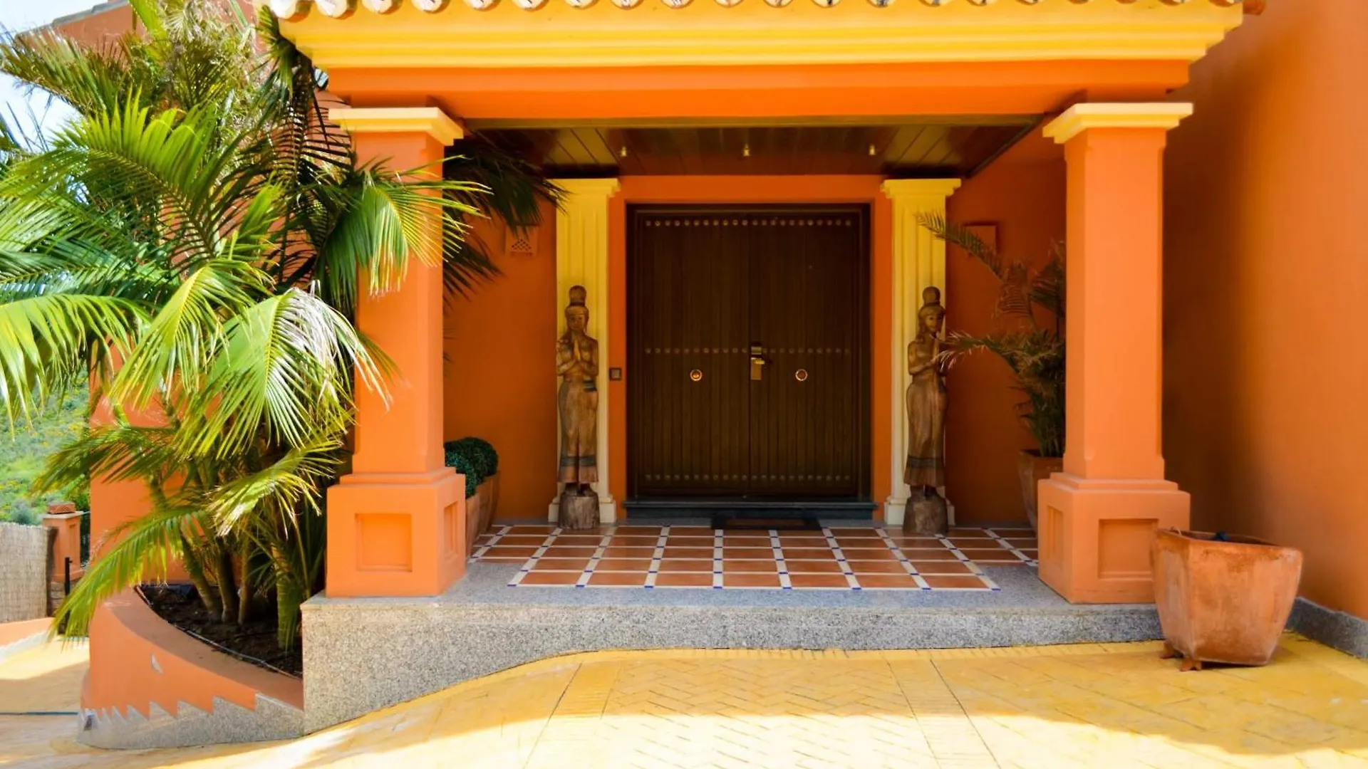 The Marbella Heights Boutique Hotel